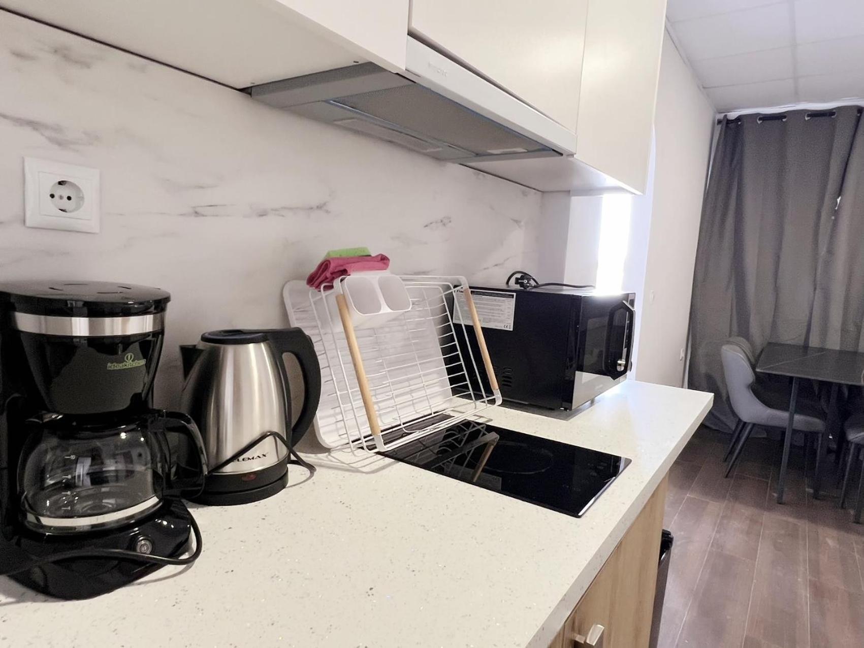 Anhome K11 Serviced Apartments Atenas Exterior foto
