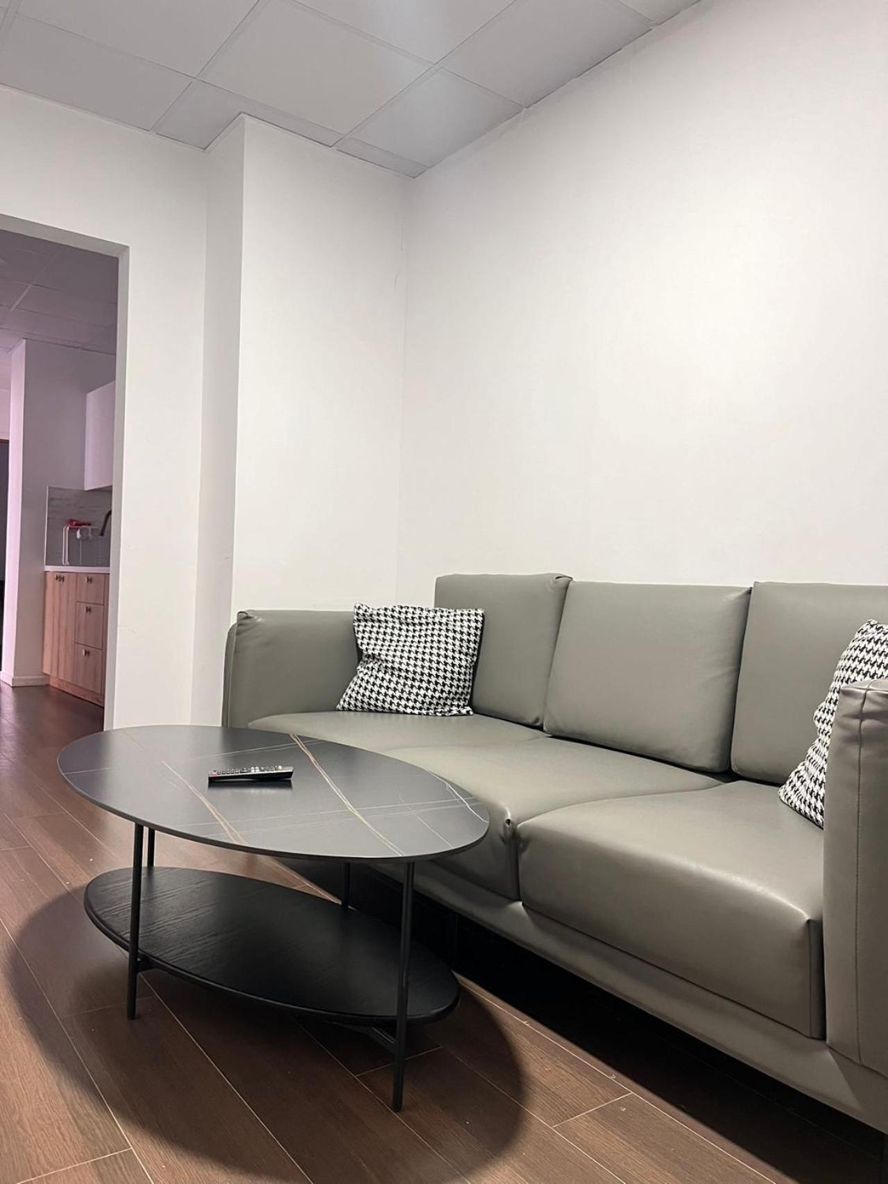Anhome K11 Serviced Apartments Atenas Exterior foto
