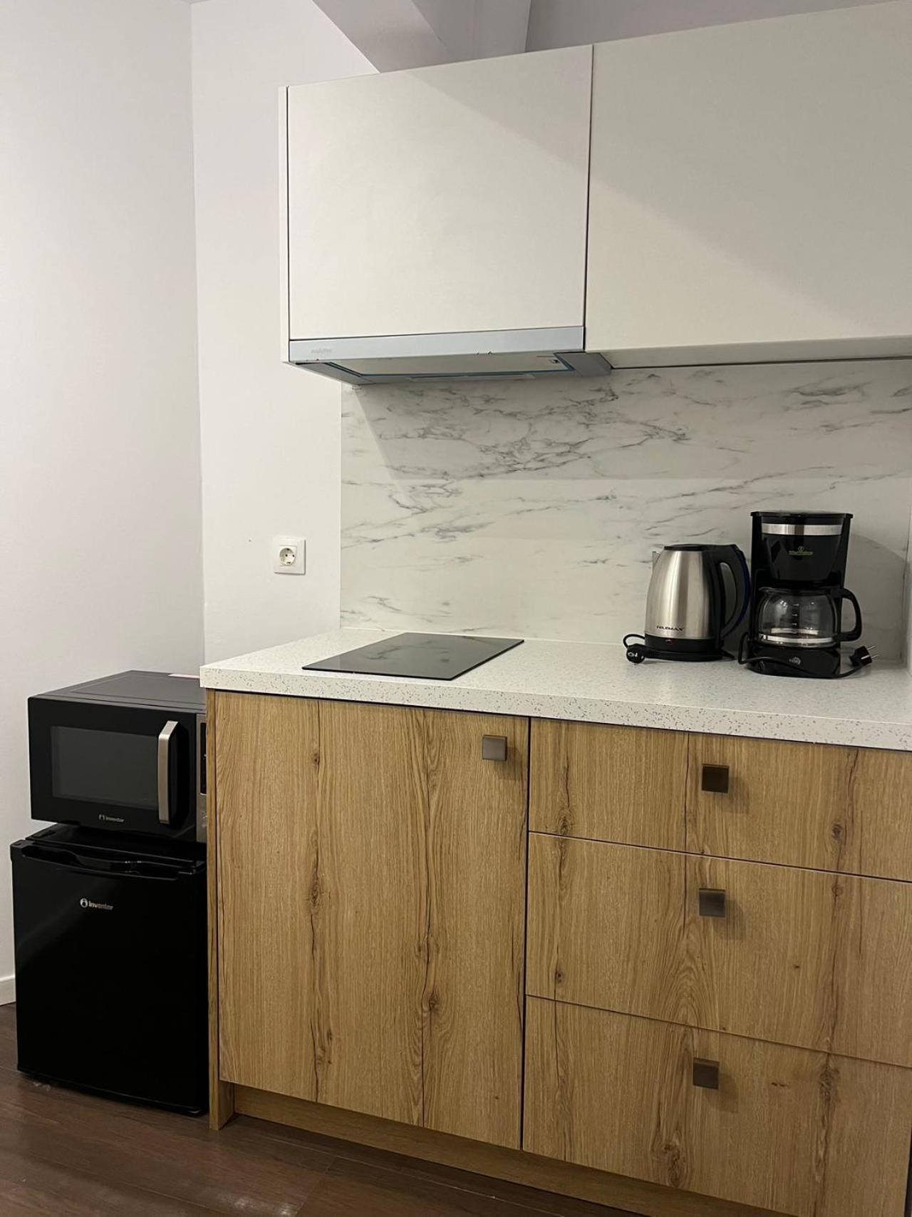 Anhome K11 Serviced Apartments Atenas Exterior foto
